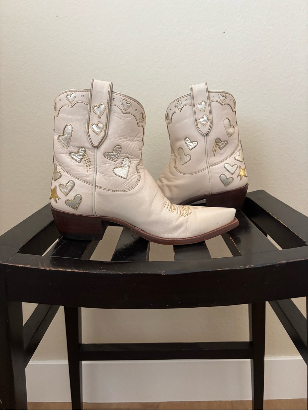 Miron Crosby Lazy Hearts Brooke Boot Crème Size 9